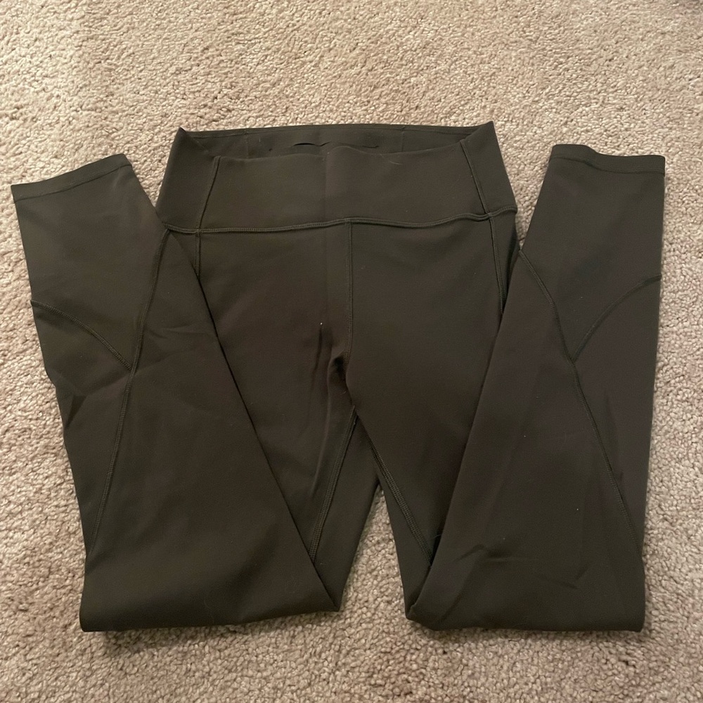 Womens lululemon in movement pant, size 6 in dark olive!